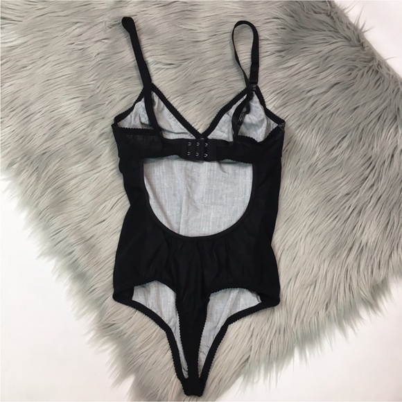 NWOT ANTHROPOLOGIE Fortnight Bodysuit Size Large - Picture 11 of 15